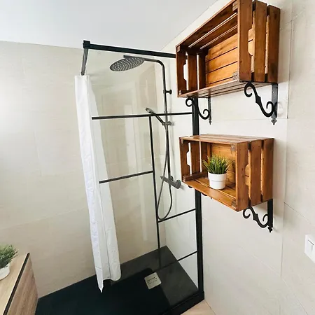 Apartment Sea View In With Pool & Private Parking Space *