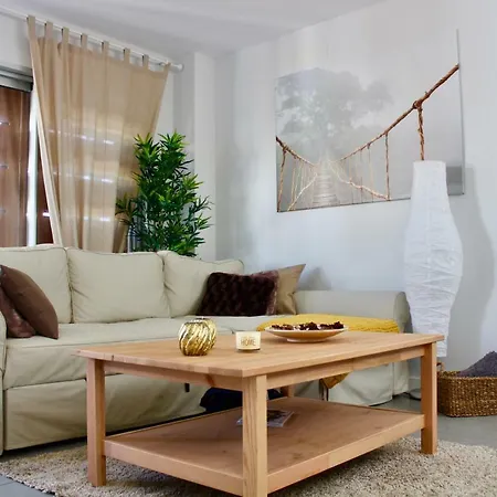 Appartement Sea View In With Pool & Private Parking Space *