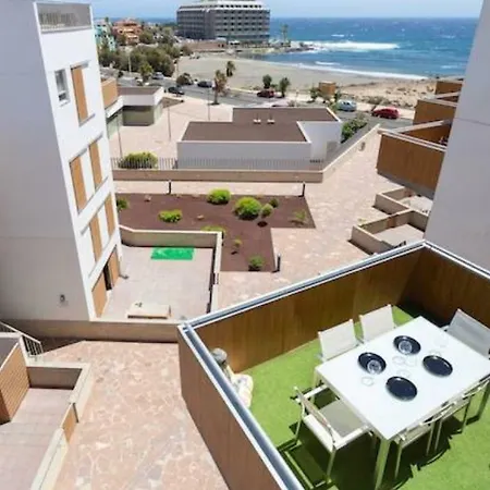 Sea View In With Pool & Private Parking Space Apartment El Medano (Tenerife)