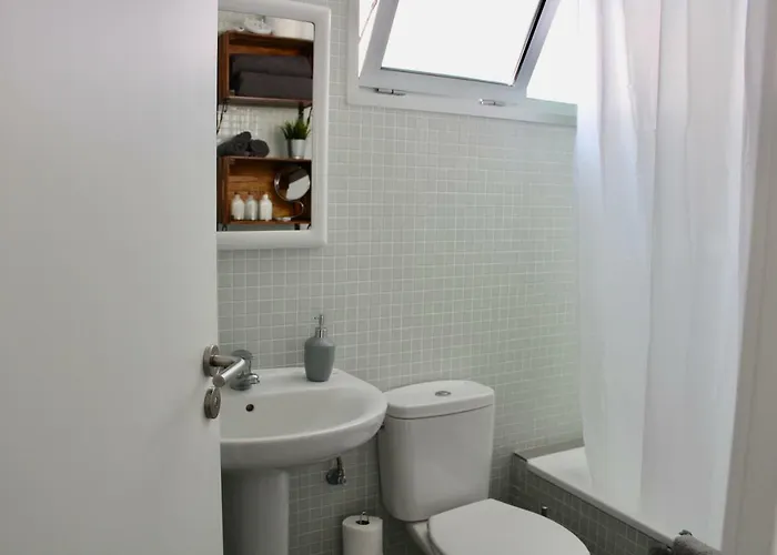 Sea View In With Pool & Private Parking Space 厄尔梅达诺