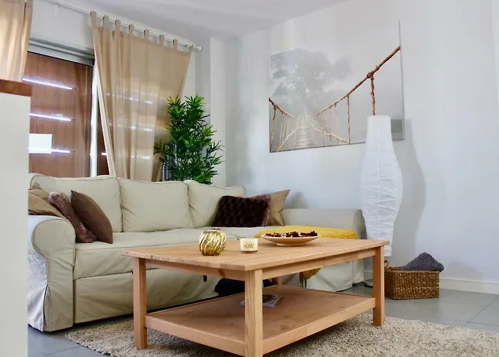 公寓 Sea View In With Pool & Private Parking Space *