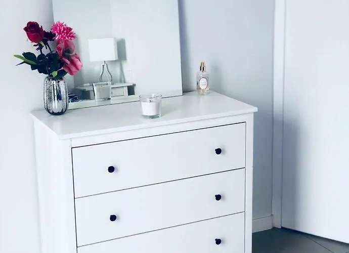 Sea View In With Pool & Private Parking Space Apartment *