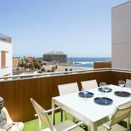 Sea View In With Pool & Private Parking Space Daire