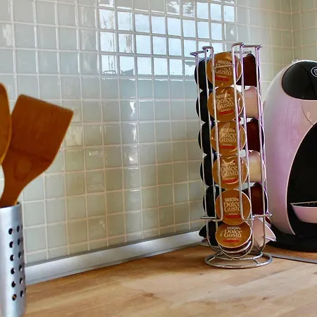 Sea View In With Pool & Private Parking Space