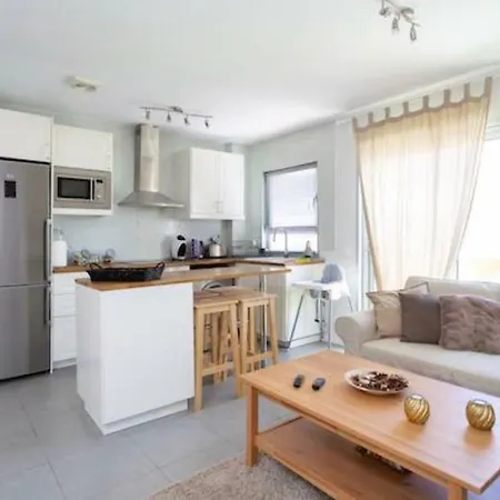 Sea View In With Pool & Private Parking Space Апартаменты Эль-Медано