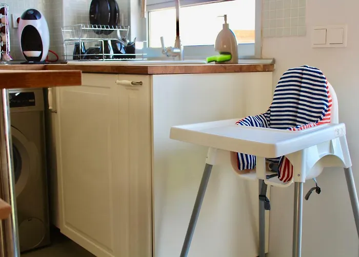 Sea View In With Pool & Private Parking Space Apartmán